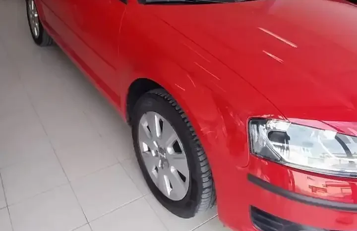 
Audi A3 Sportback 1.6 2010 completo									