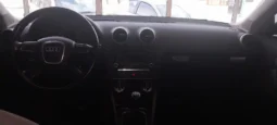 
Audi A3 Sportback 1.6 2010 completo									