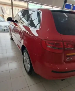 
Audi A3 Sportback 1.6 2010 completo									