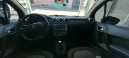 
Citroën C3 2018 completo									