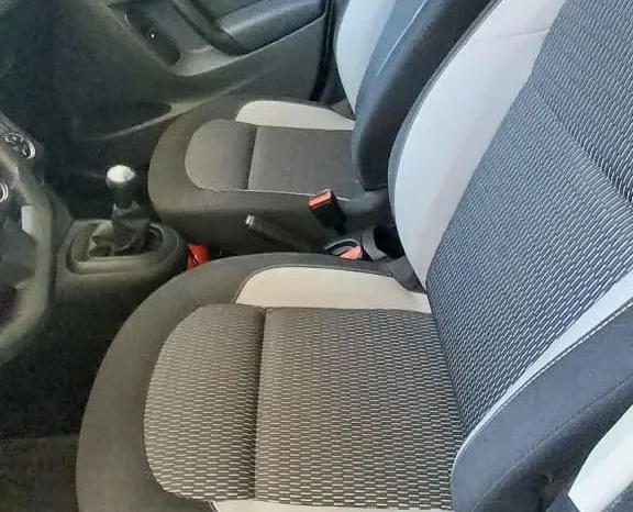
Citroën C3 2018 completo									