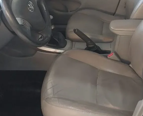 
Toyota Corolla XEI Pack 1.8 M/T 2010 completo									