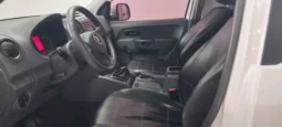 
VOLKSWAGEN AMAROK 2.0L TDI 140 CV 4X2 completo									
