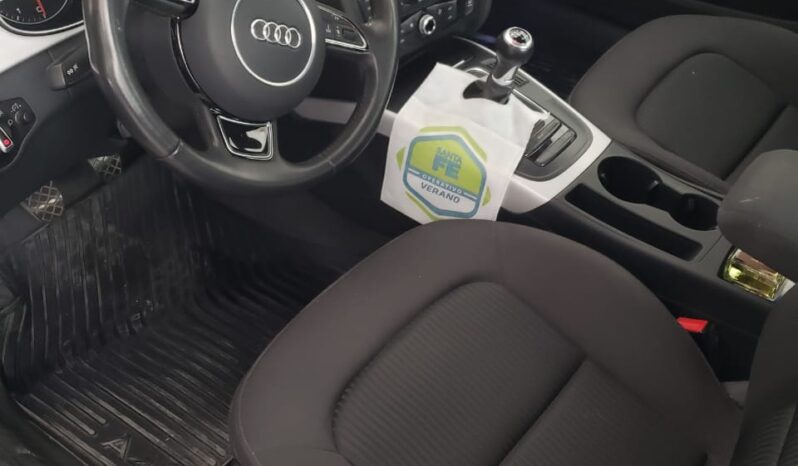 
AUDI A4 1.8 T FSI Año 2016 completo									