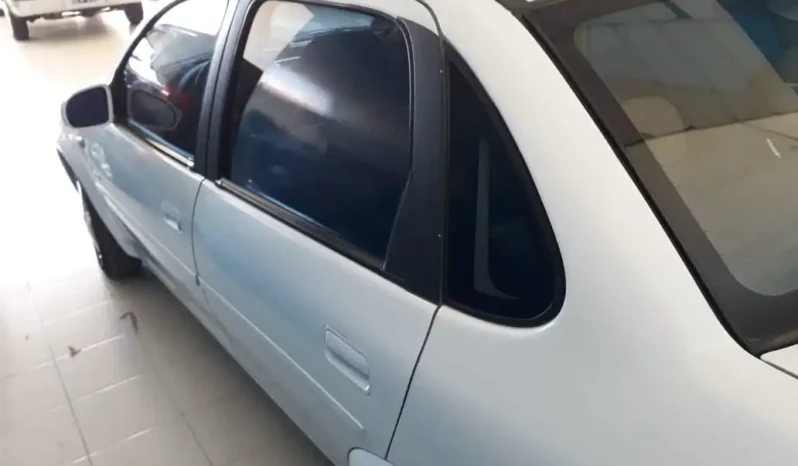 
Chevrolet Classic 2011 completo									