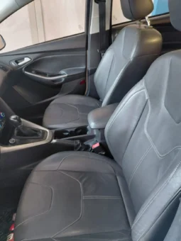 
Ford Focus SE PLUS 2017 completo									