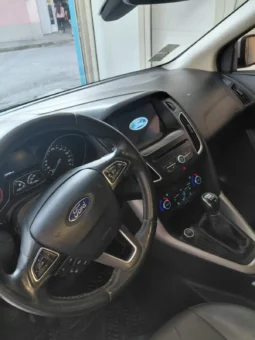 
Ford Focus SE PLUS 2017 completo									