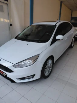 Ford Focus SE PLUS 2017