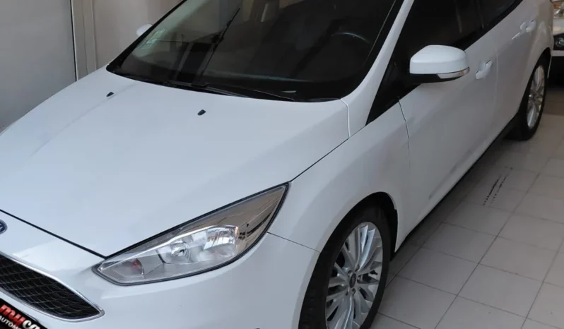
Ford Focus SE PLUS 2017 completo									