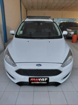 Ford Focus SE PLUS 2017