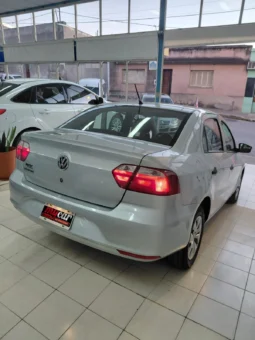 Volkswagen Voyage 2015